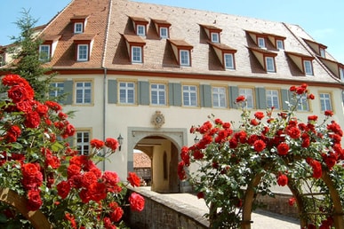 1. Mai im "Schloss Unteröwisheim"